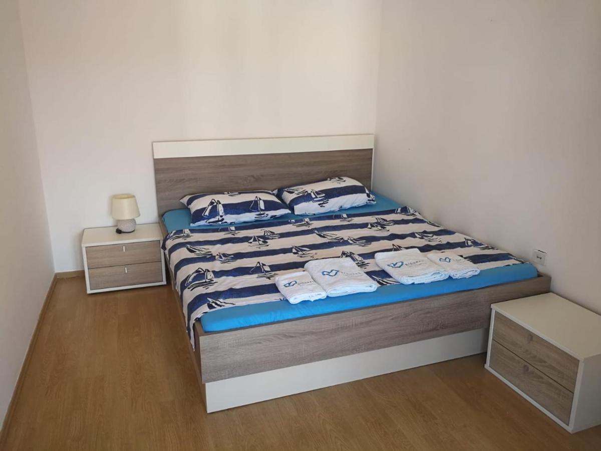 Apartmani Nea Biograd Na Moru Εξωτερικό φωτογραφία